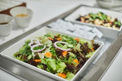 هالیدی این اکسپرس شانگهای جینشان