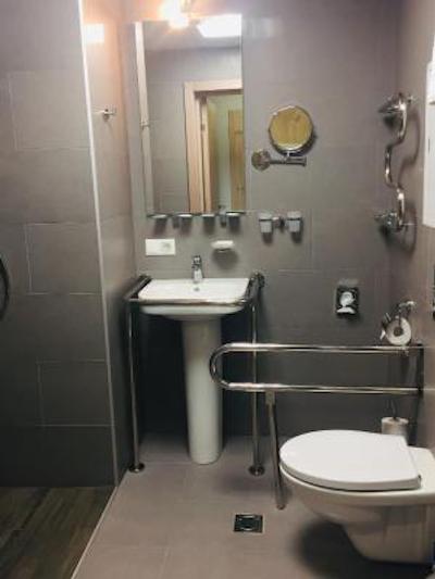 گورود اوتل آن لنینگرادسکی