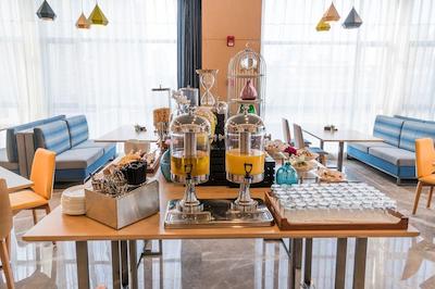 هیات هوس چنگدو پبل والک