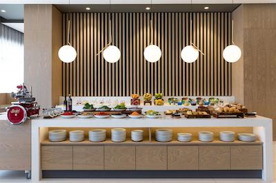 اک هتل کاپ تون واترفرنت