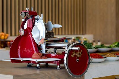 اک هتل کاپ تون واترفرنت