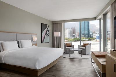 اک هتل کاپ تون واترفرنت