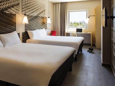 ایبیز مازاتلن مارینا هتل