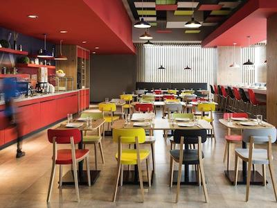 ایبیز مازاتلن مارینا هتل