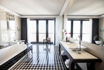 کنتین کسل پتسدامر پلاتز