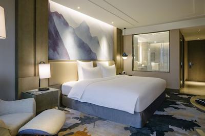 پولمان زهوشان اسیویو