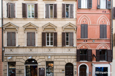 هتل اسمرالدو