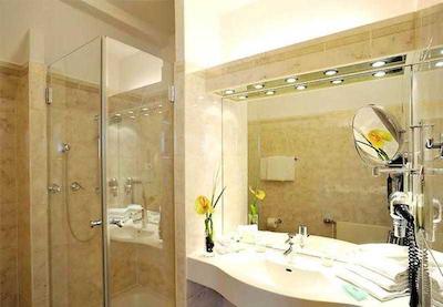 کورتیارد هامبورگ آیرپرت هتل