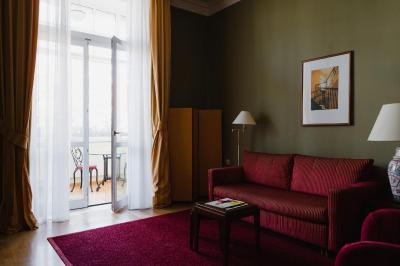 لویساز پلاس