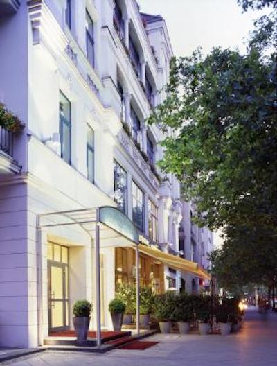 لویساز پلاس