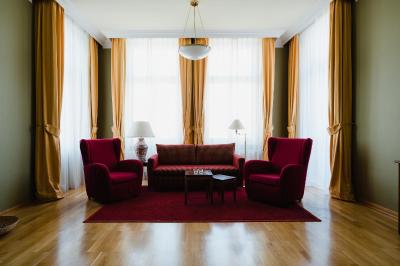 لویساز پلاس