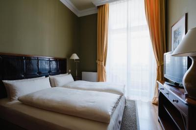 لویساز پلاس