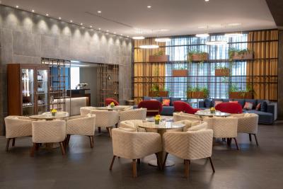 هیلتون بیروت دونتون