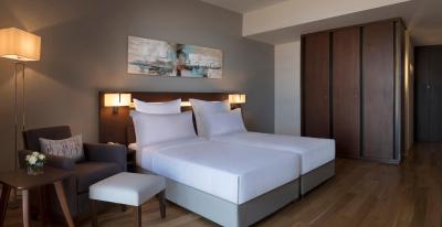 هیلتون بیروت دونتون