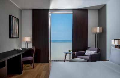 هیلتون بیروت دونتون