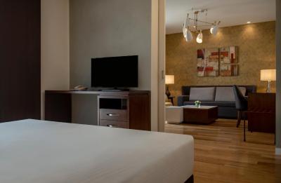 هیلتون بیروت دونتون