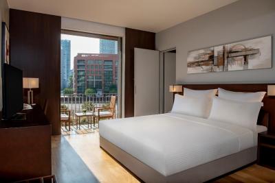 هیلتون بیروت دونتون