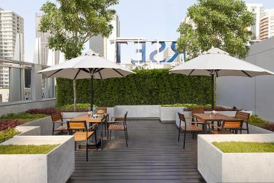 سامرست میشن آسوک بانکوک