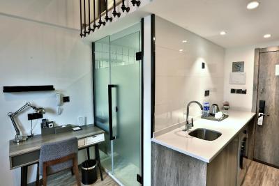 یو هتل سینتیاندی