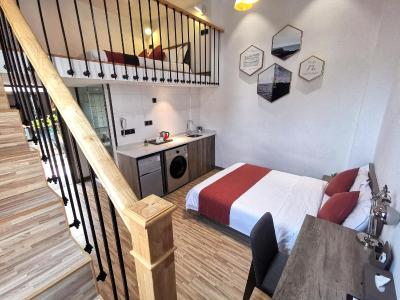 یو هتل سینتیاندی