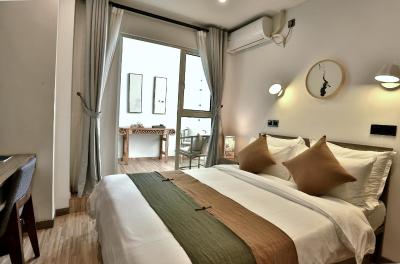 یو هتل سینتیاندی