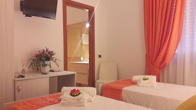 ب اند ب پمپی والنتینا انفیتیترو