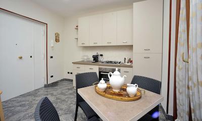 ب اند ب پمپی والنتینا انفیتیترو