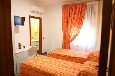 ب اند ب پمپی والنتینا انفیتیترو