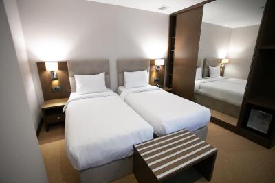 دایمند هتل باکو