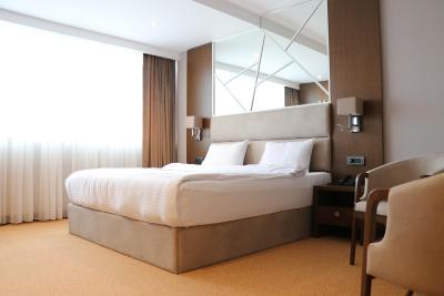 دایمند هتل باکو