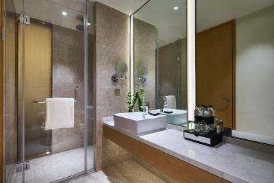 د کیوب هتل شانگهای سانجیاگانگ