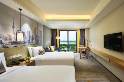 د کیوب هتل شانگهای سانجیاگانگ