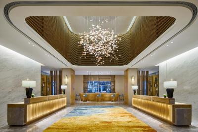 د کیوب هتل شانگهای سانجیاگانگ