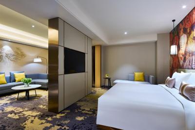 د کیوب هتل شانگهای سانجیاگانگ