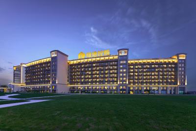 د کیوب هتل شانگهای سانجیاگانگ