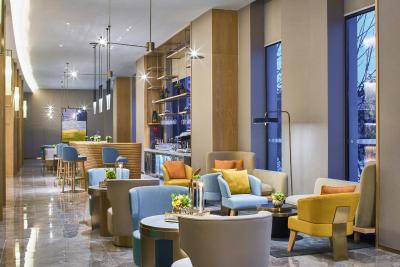 د کیوب هتل شانگهای سانجیاگانگ