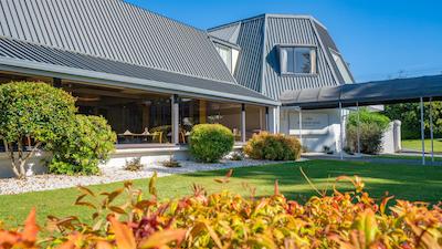 سنیک هتل مارلبروگه