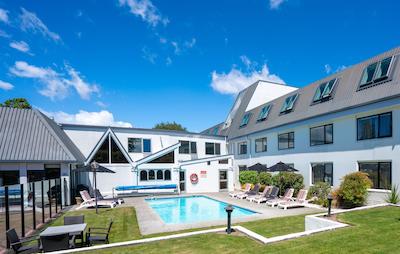 سنیک هتل مارلبروگه