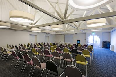 سنیک هتل مارلبروگه