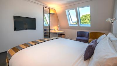 سنیک هتل مارلبروگه