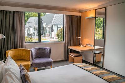 سنیک هتل مارلبروگه