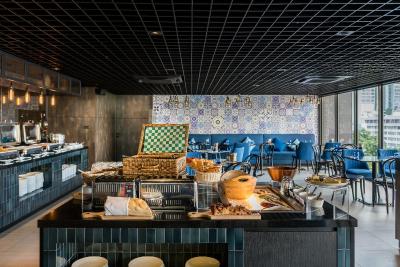 د کی پرمیر سوخومویت