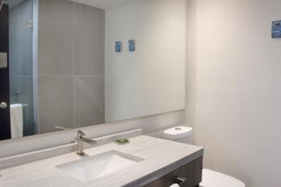 رادیسن هتل منتری سان جرنیمو