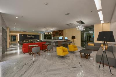 رادیسن هتل منتری سان جرنیمو