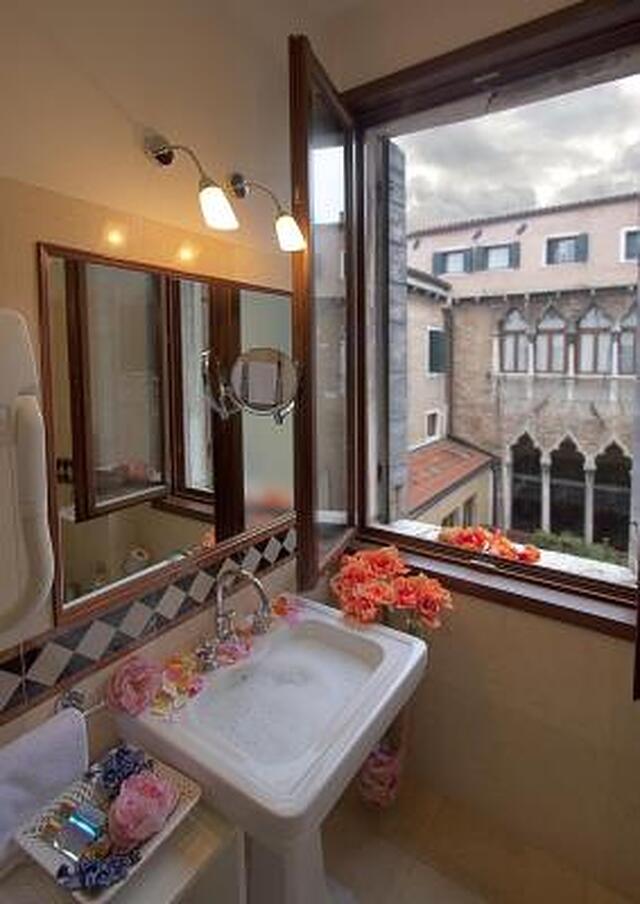 آل پنت دی سُسپیری