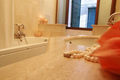 آل پنت دی سُسپیری