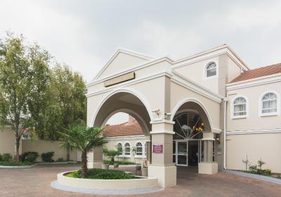 مرکور جهانسبورگ راندبورگ هتل