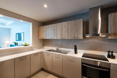 سنتارا وست بی رزیدنس اند سوئیتس دوحه