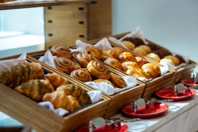 سنتارا وست بی رزیدنس اند سوئیتس دوحه