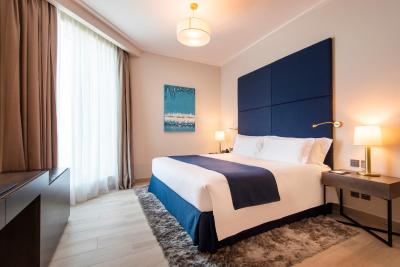 سنتارا وست بی رزیدنس اند سوئیتس دوحه